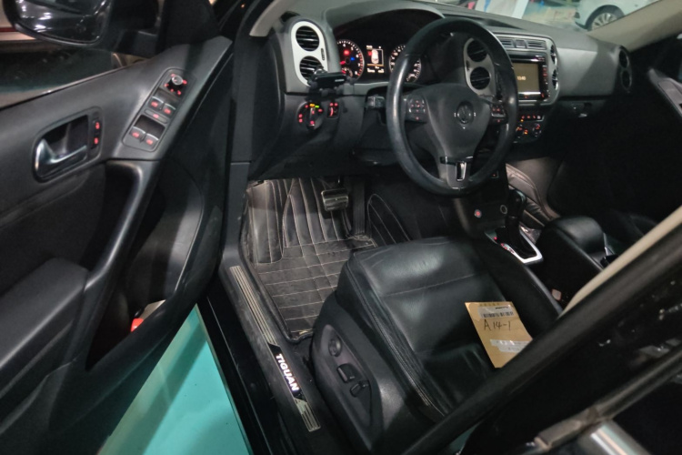 大众 途观 2015款 2.0TSI 自动四驱豪华版中控内饰20