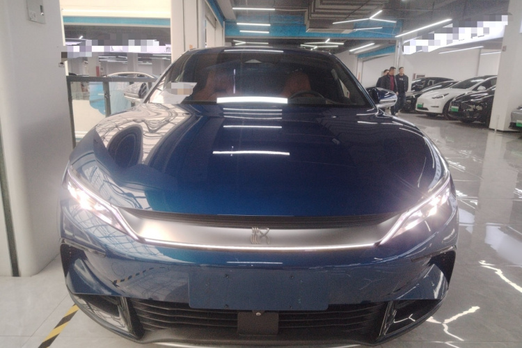 比亚迪 汉 2022款 EV 创世版 715KM前驱旗舰型车身外观2