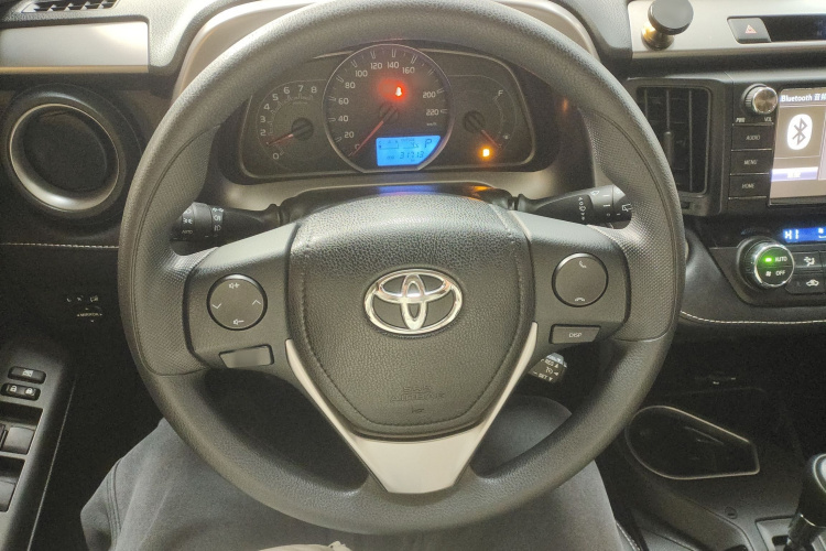 丰田 RAV4荣放 2016款 2.0L CVT两驱风尚版 国V局部细节13