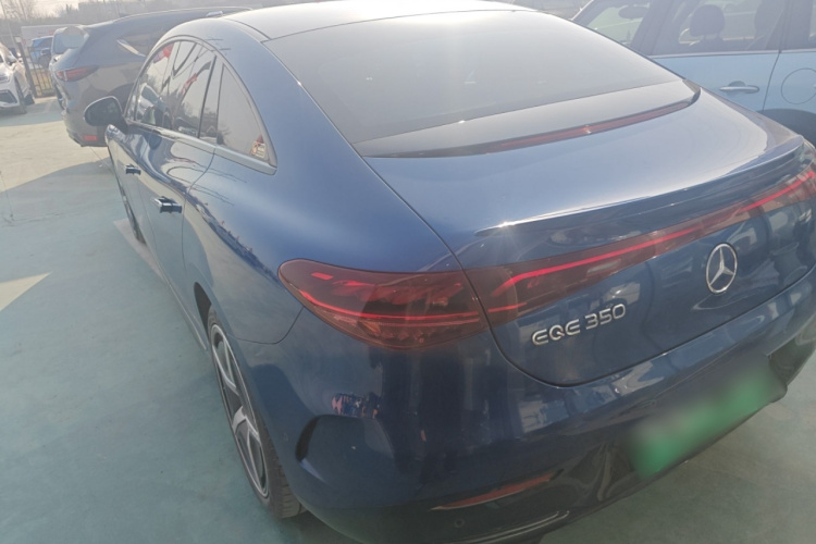 奔驰EQE 2022款 350 先型特别版车身外观4