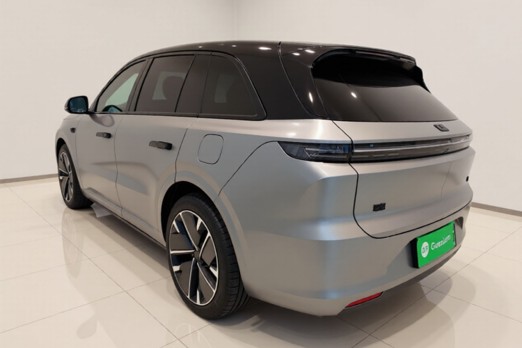 理想汽车 理想L6 2025款 Max 智能焕新版车身外观5