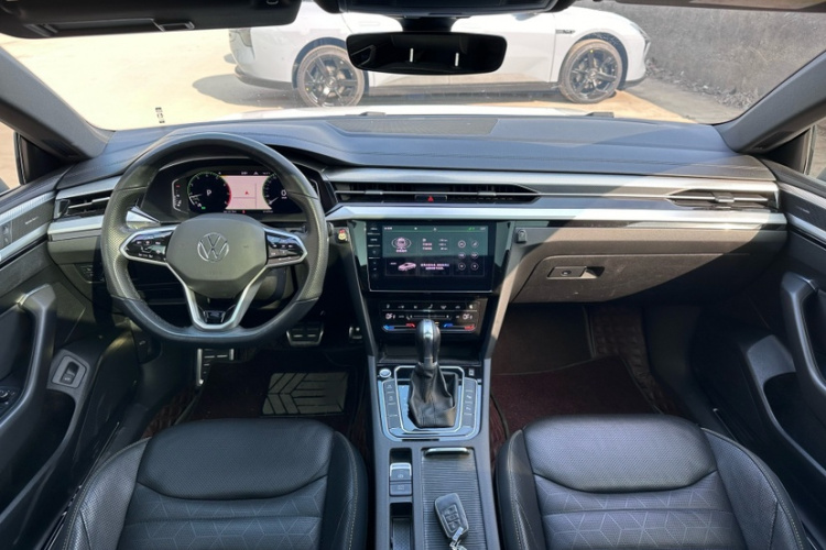 一汽-大众CC 2021款 330TSI 上市特别版中控内饰7001