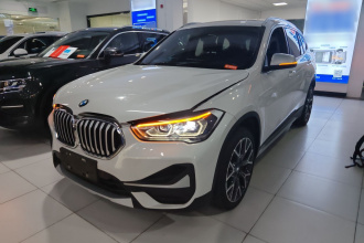 宝马X1 2022款 改款 xDrive25Li 尊享型