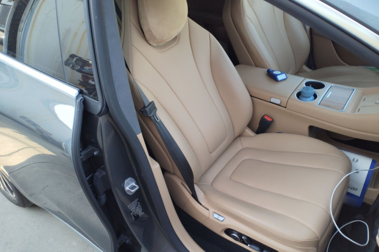 鸿蒙智行 智界R7 2024款 纯电 736km UItra局部细节41