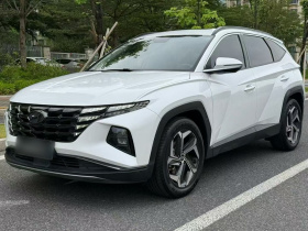 现代 2021款 途胜L 1.5T DCT LUX尊贵版