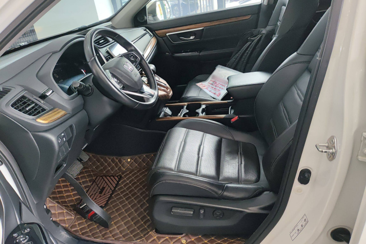 本田CR-V 2019款 240TURBO CVT两驱风尚版 国V中控内饰19