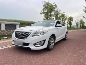 海马 福美来 2014款 M5 1.6L 自动精英型