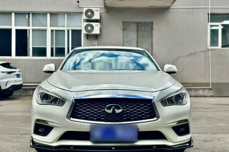 英菲尼迪Q50L 2018款 2.0T 舒适版 国VI车身外观6001