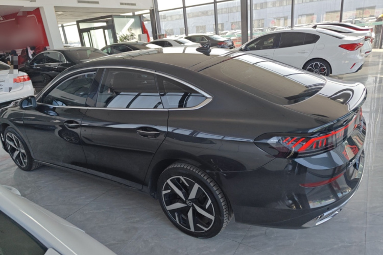 大众 2024款 凌渡L 280TSI DSG酷辣版车身外观4