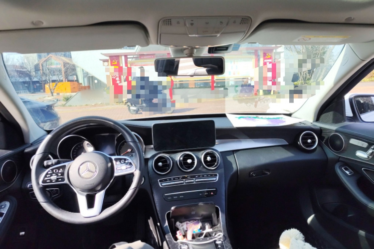奔驰C级 2019款 C 260 L 运动版中控内饰22
