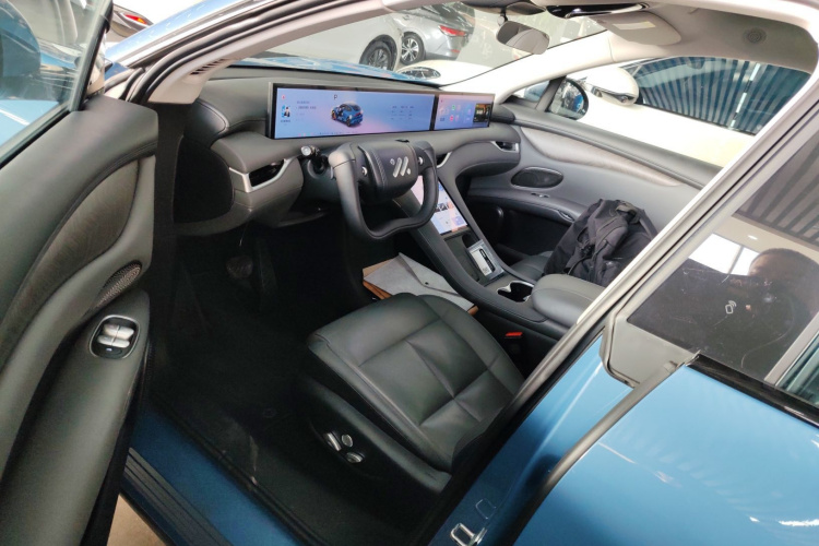 智己汽车 智己LS6 2025款 超强性能灵蜥智享版局部细节19