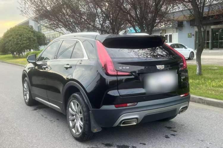 凯迪拉克XT4 2021款 28T 两驱领先型车身外观6003