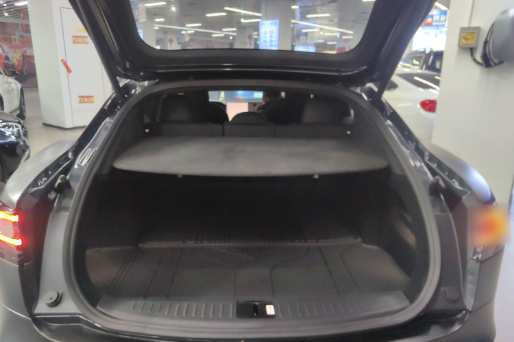 特斯拉 Model S 2023款 双电机全轮驱动版机舱底盘23