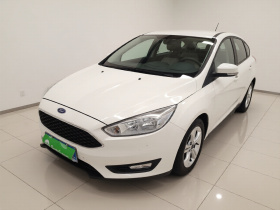 福特 福克斯 2015款 两厢 1.6L 自动舒适型