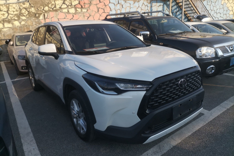 丰田 卡罗拉锐放 2022款 2.0L 先锋版车身外观6002