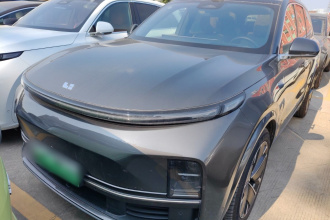 理想汽车 理想L8 2025款 Ultra 智能焕新版