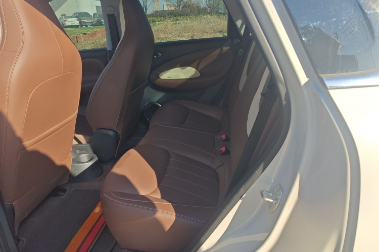 五菱汽车 五菱缤果 2024款 333km 悦享款中控内饰21