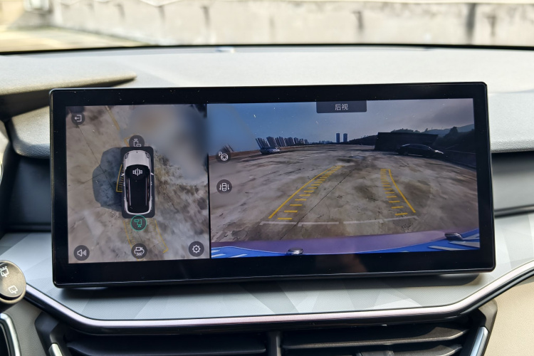 领克06 2023款 Remix 1.5T Shero局部细节9002