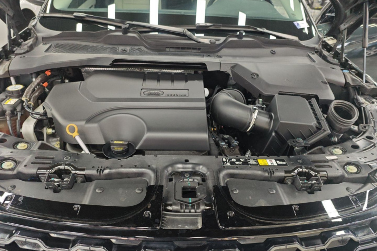 路虎 揽胜极光 2021款 极光L 249PS R-Dynamic First edition 首发版局部细节24