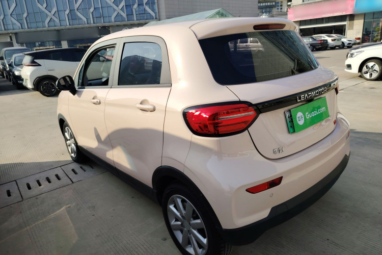 零跑汽车 零跑T03 2022款 琥珀版车身外观4