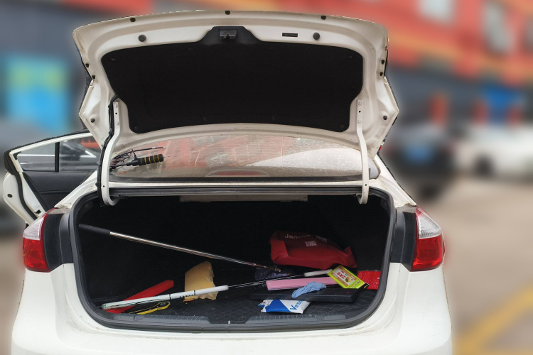 起亚K3 2016款 1.6L 自动GL局部细节23