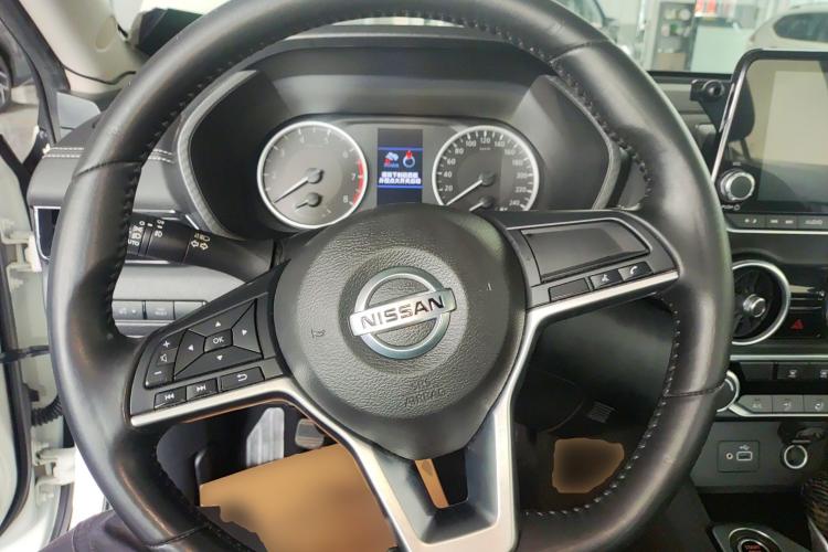 日产 轩逸 2021款 1.6L XL CVT悦享版中控内饰13