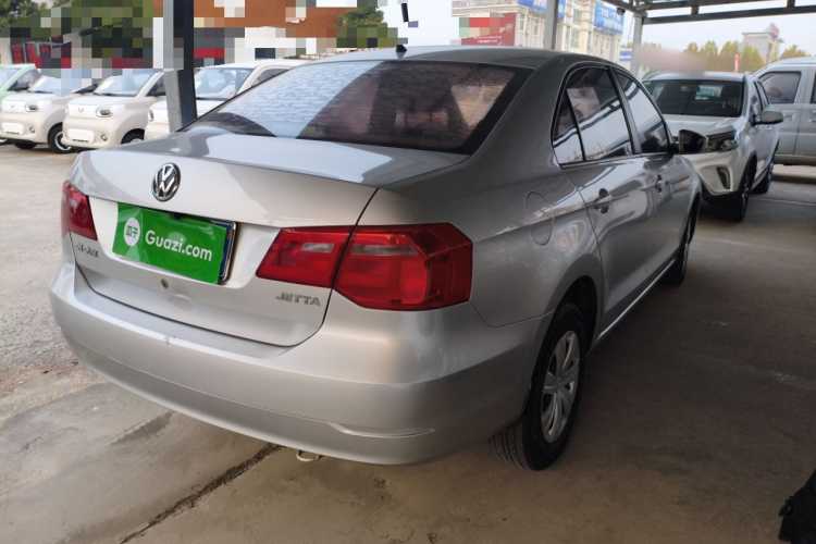 大众 捷达 2015款 1.4L 手动时尚型车身外观7