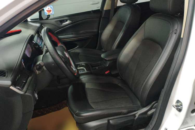 别克 威朗 2018款 三厢 20T 双离合领先型局部细节19