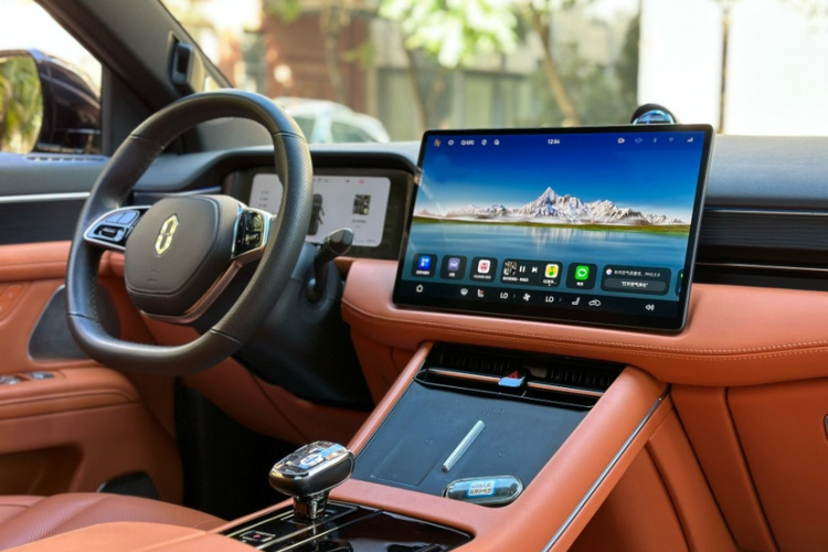 鸿蒙智行 问界M7 2024款 1.5T 智驾四驱Ultra版 5座中控内饰7011