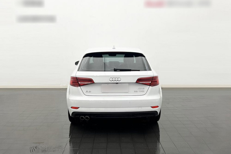 奥迪A3 2018款 30周年年型 Sportback 35 TFSI 进取型车身外观6006