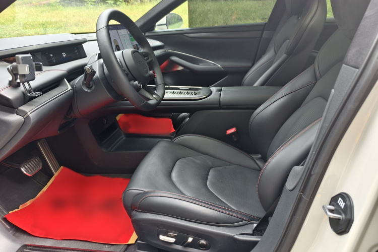 小米汽车 小米SU7 2024款 四驱超长续航高阶智驾Max版中控内饰7006