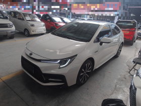 丰田 雷凌 2022款 双擎 1.8H E-CVT运动版