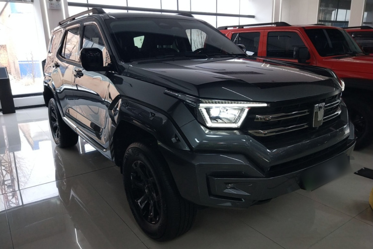 坦克400新能源 2024款 Hi4-T 越野版车身外观3