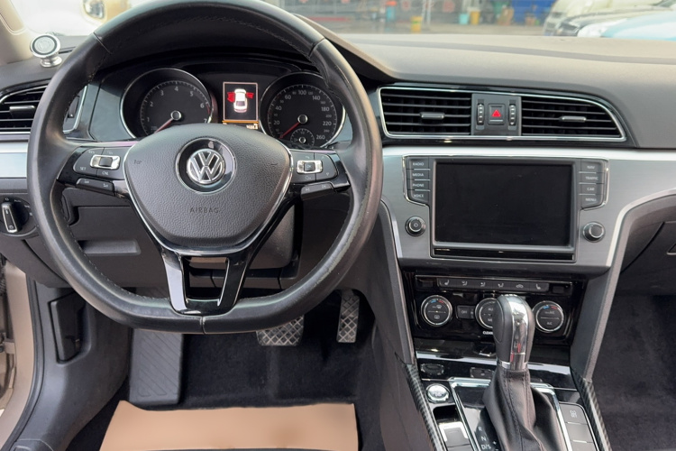 大众 凌渡 2017款 280TSI DSG豪华版局部细节13