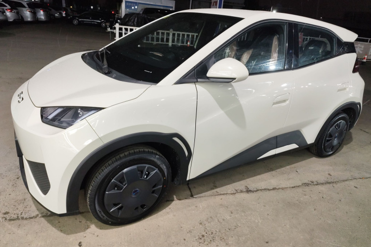 比亚迪 海鸥 2025款 智驾版 305km 活力版车身外观4