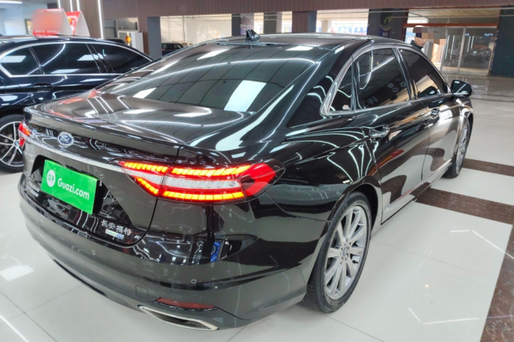 福特 金牛座 2019款 EcoBoost 245 尊享版车身外观7