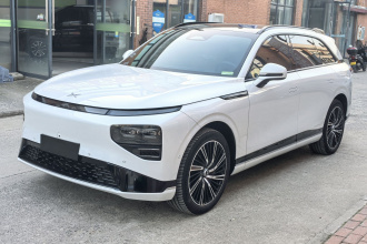 小鹏G9 2022款 702 Max