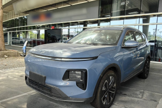 捷途山海L7 2025款 1.5T 120km 尚享版 7座