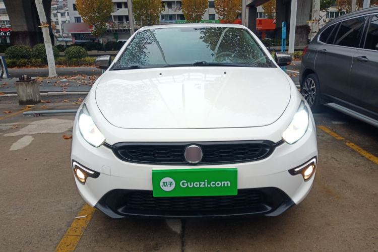 菲亚特 致悦 2014款 1.4T 自动运动版车身外观2