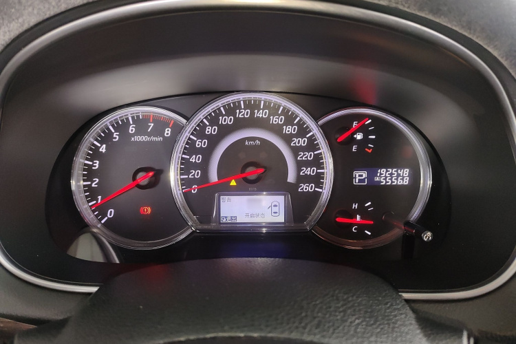 日产 天籁 2011款 公爵 2.5L XV尊雅版局部细节14