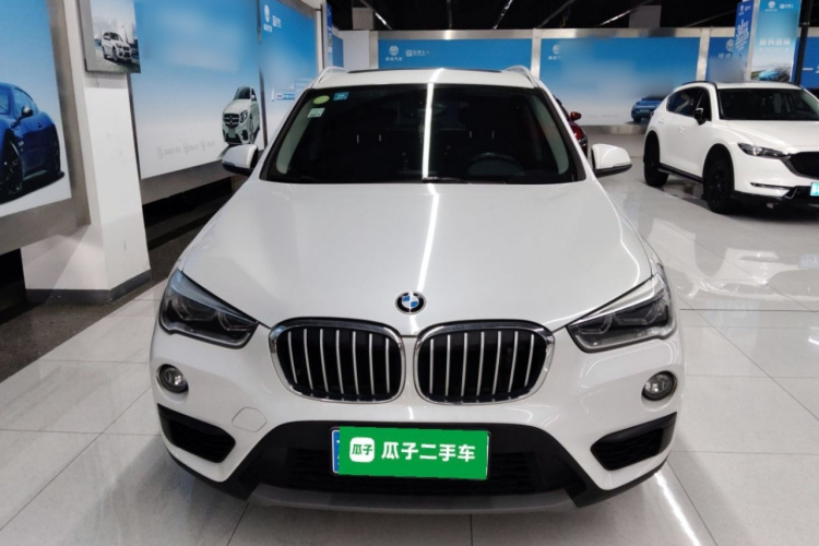宝马X1 2019款 sDrive20Li 领先型车身外观6001