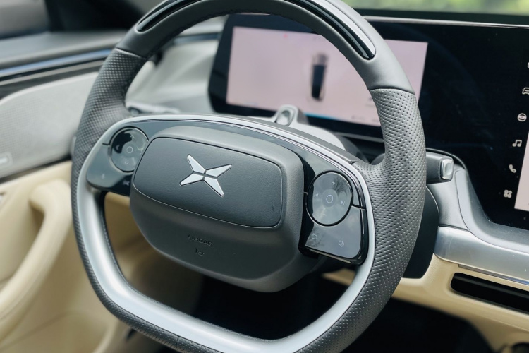 小鹏P7 2020款 670N中控内饰7003