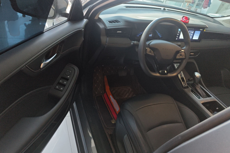 荣威i5 2023款 1.5L CVT豪华版中控内饰20