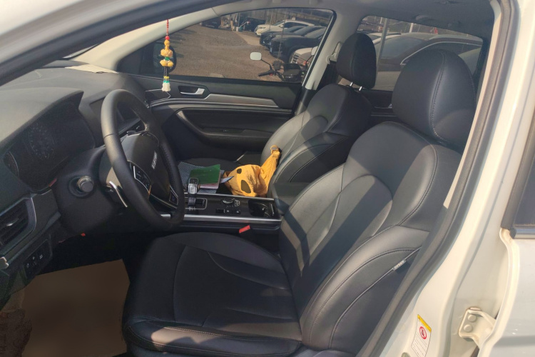 哈弗H6 2018款 蓝标 运动版 1.5T 自动两驱精英型中控内饰19