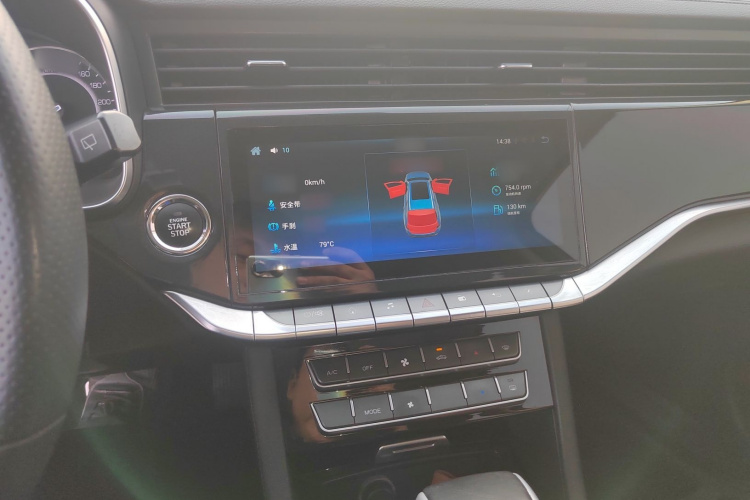 中国重汽VGV VGV U70 2021款 1.5T 自动优悦版 7座局部细节16