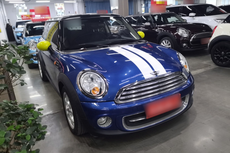 MINI 2012款 1.6L COOPER Baker Street车身外观3