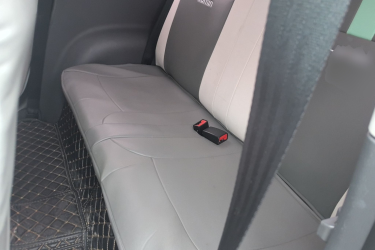 长安启源 长安Lumin 2022款 210km 香甜款中控内饰21