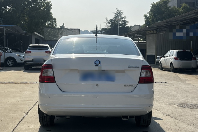 斯柯达 昕锐 2015款 1.6L 自动智选型车身外观6007