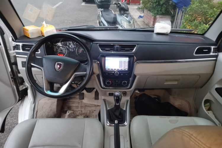 金杯 新海狮X30L 2019款 1.5L财富版国VI SWC15M中控内饰12