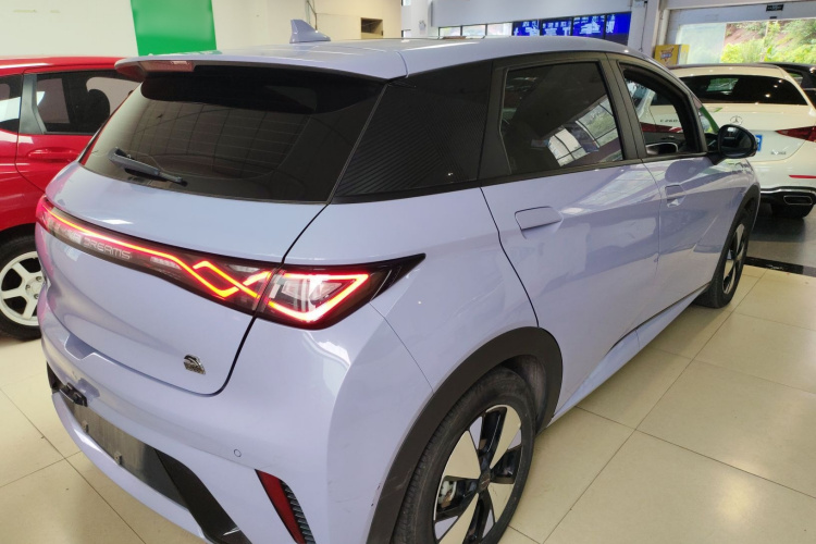 比亚迪 海豚 2023款 420km 时尚版车身外观7